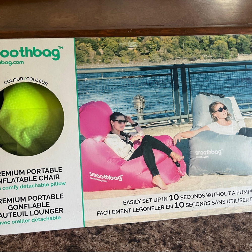 Smoothbag Inflatable Chair in Neon Yellow